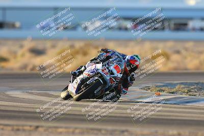 media/Nov-17-2024-CVMA (Sun) [[1fec520723]]/Race 18-Supersport Middleweight/